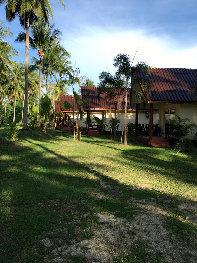 Khao Lak Golden Coconut Ξενοδοχείο Εξωτερικό φωτογραφία