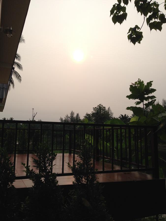Khao Lak Golden Coconut Ξενοδοχείο Εξωτερικό φωτογραφία