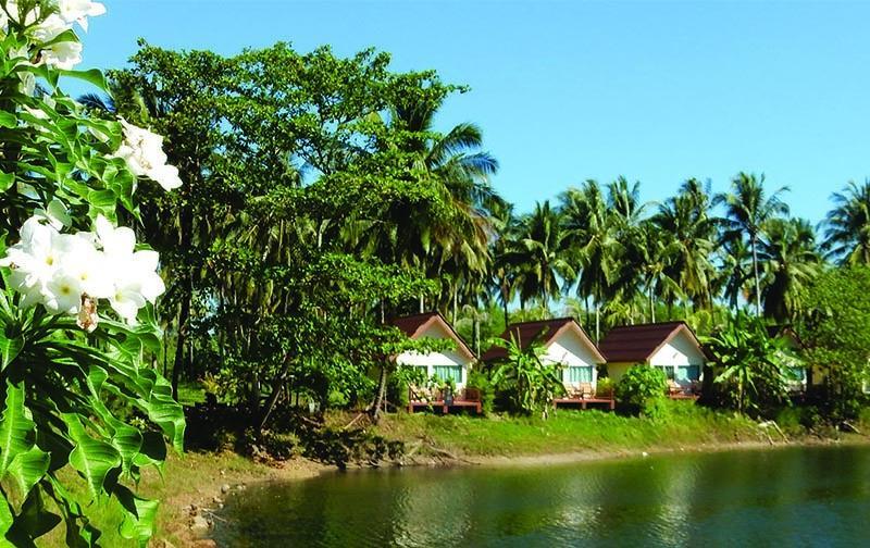 Khao Lak Golden Coconut Ξενοδοχείο Εξωτερικό φωτογραφία
