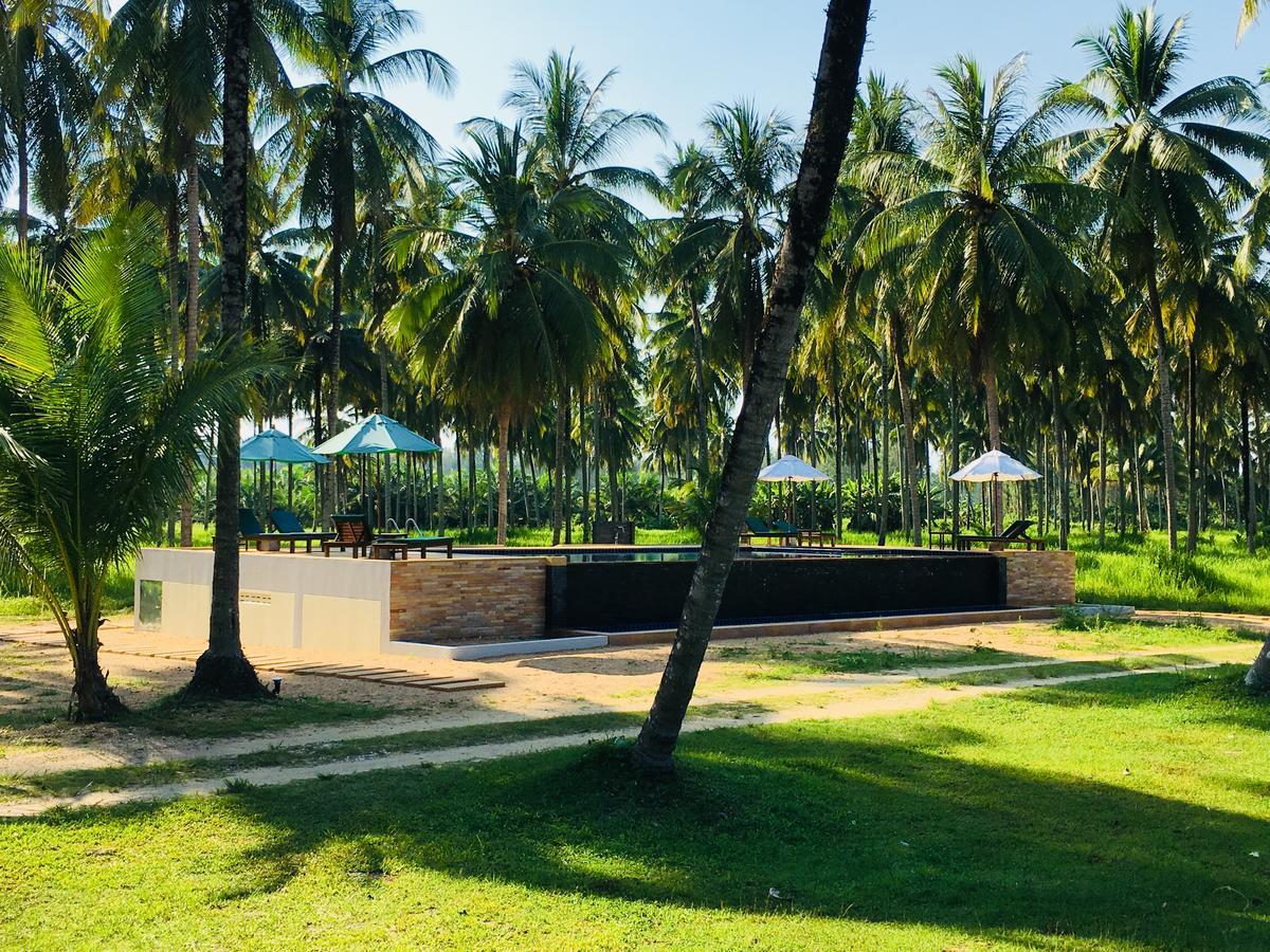 Khao Lak Golden Coconut Ξενοδοχείο Εξωτερικό φωτογραφία